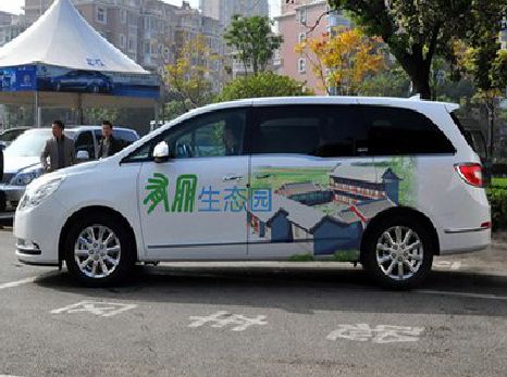 长沙户外车贴喷绘如何保持效果?