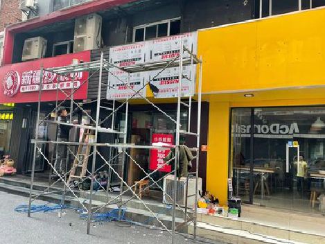 长沙制作广告招牌如何避免它发黄？